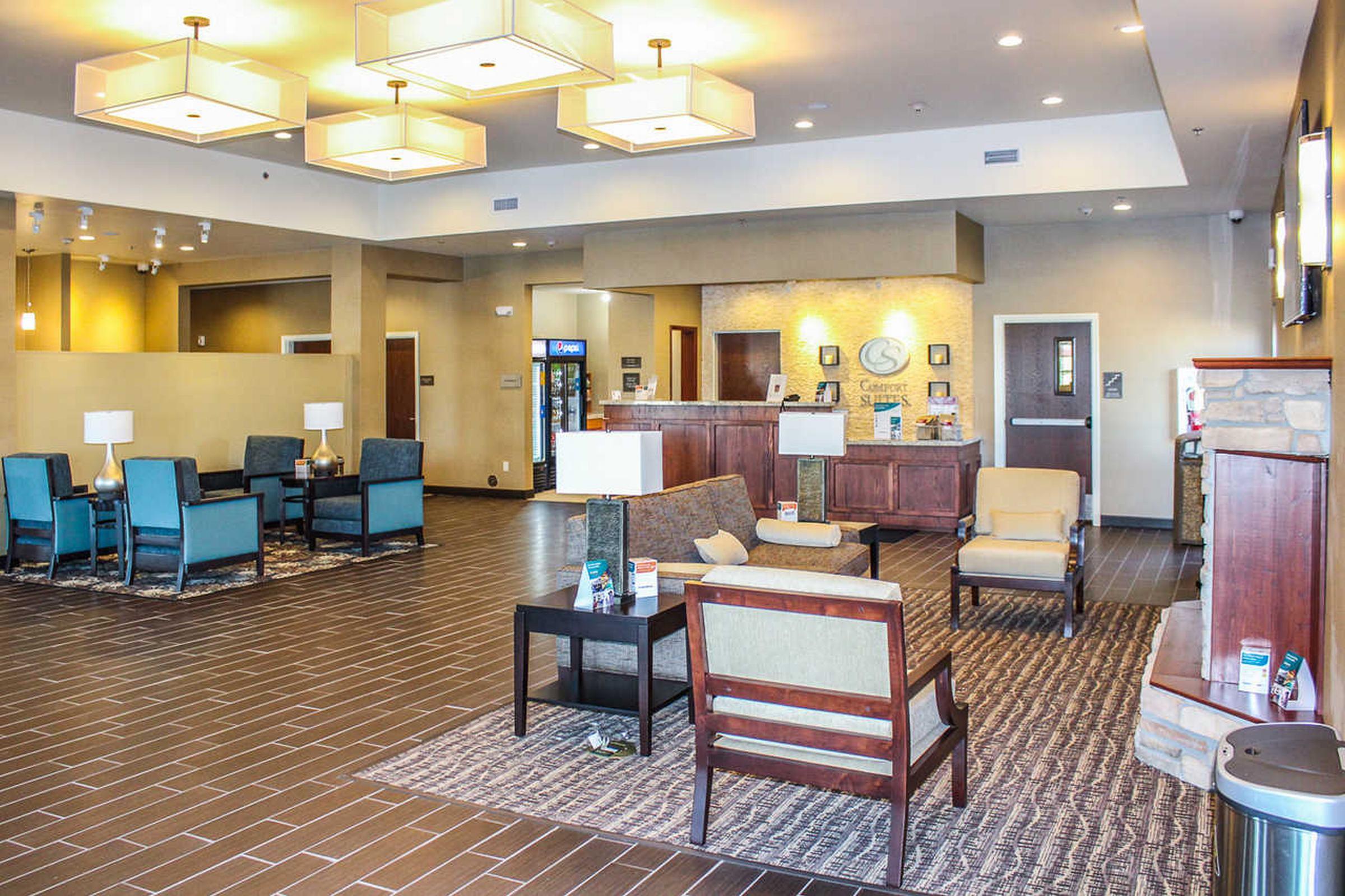 Comfort Suites University Brookings Eksteriør bilde