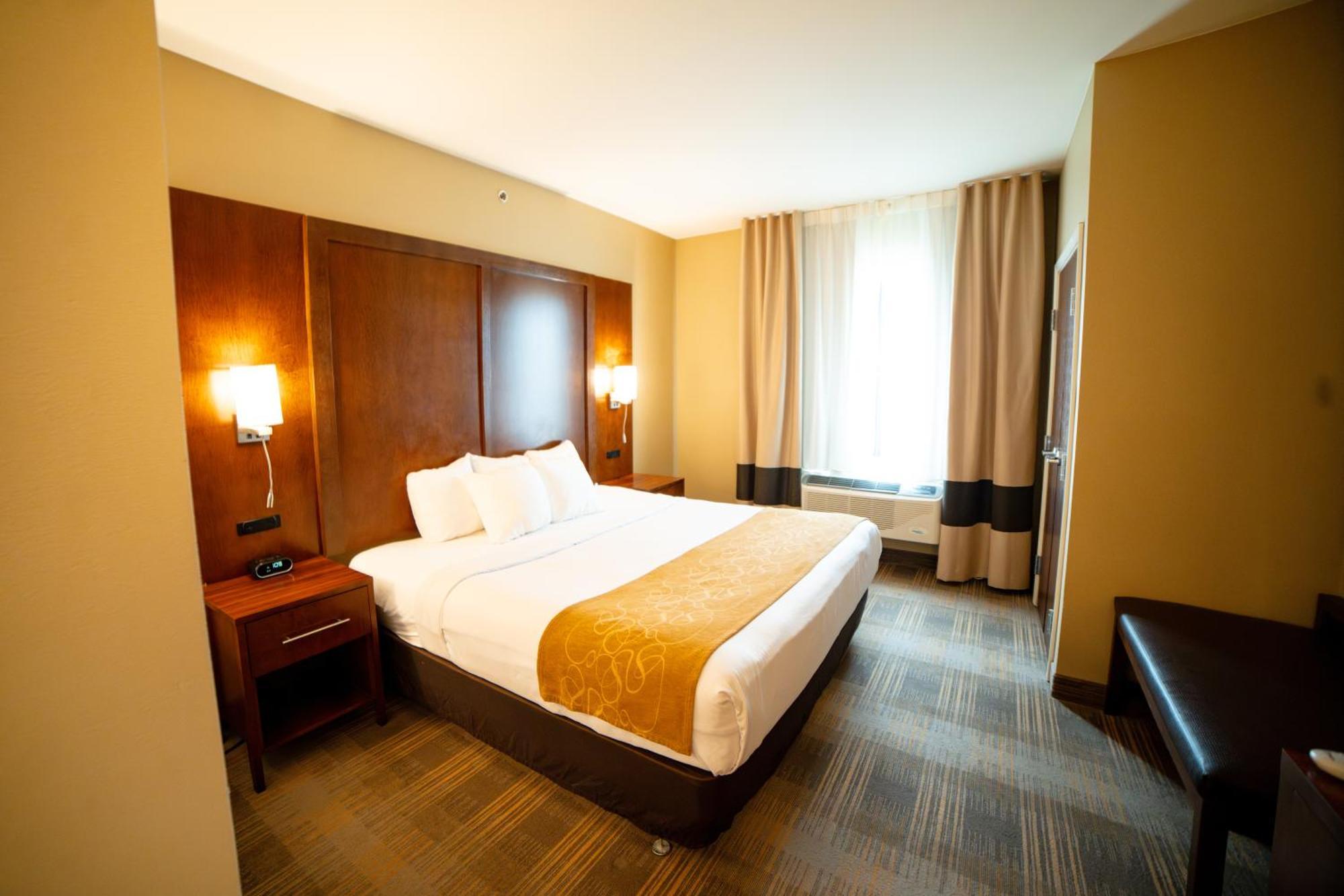 Comfort Suites University Brookings Eksteriør bilde