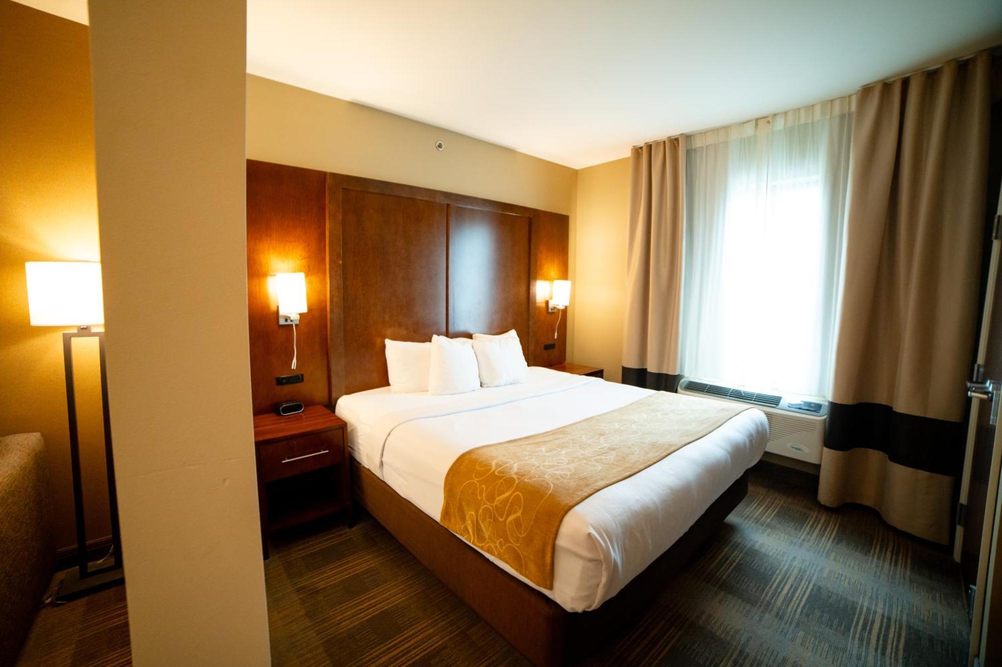 Comfort Suites University Brookings Eksteriør bilde