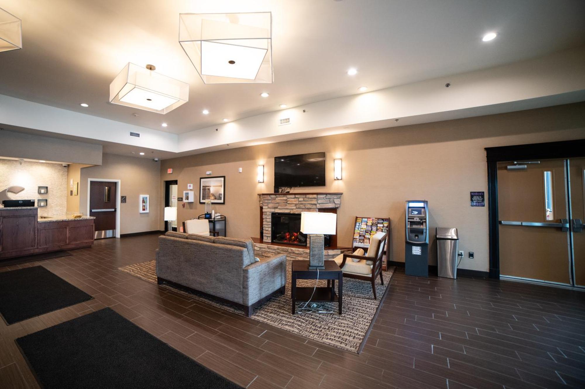 Comfort Suites University Brookings Eksteriør bilde
